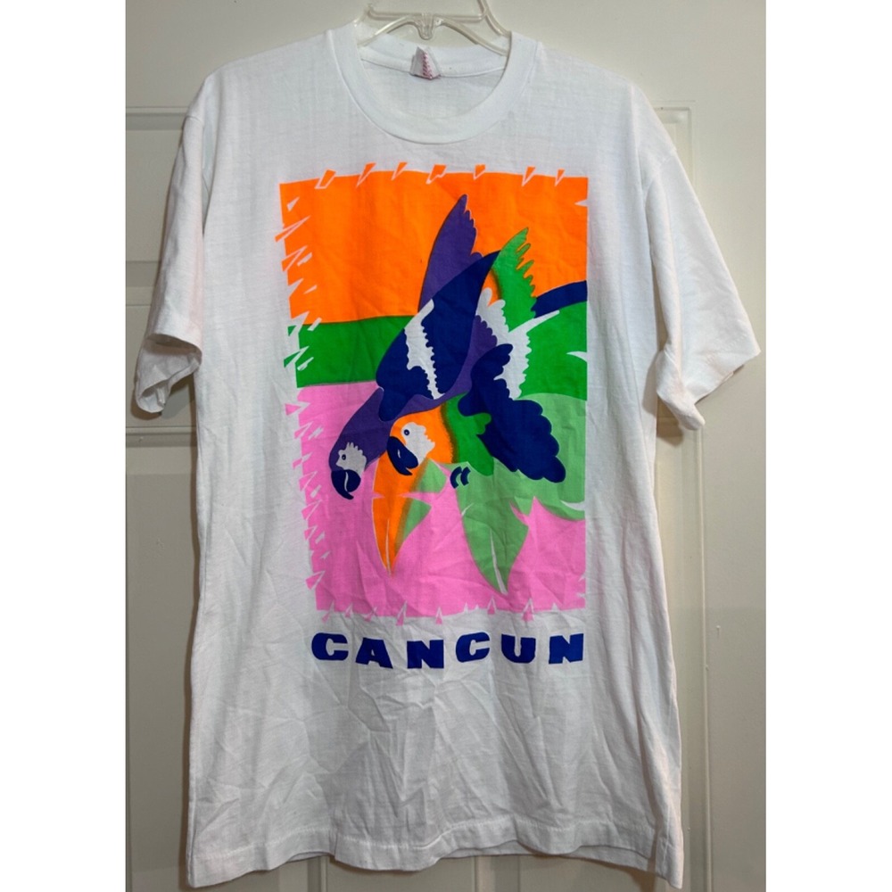 Vtg Cancun T-shirt Parrot‎ Single Stitch Retro Colorful Med